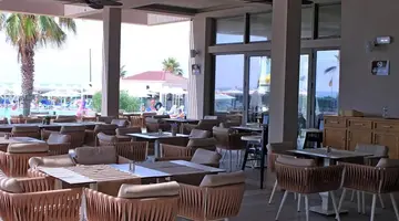 Almyros Beach Resort and Spa