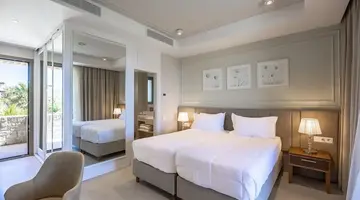 Almyros Beach Resort and Spa