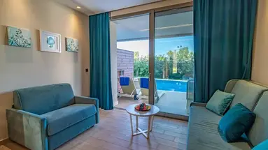 Almyros Beach Resort and Spa