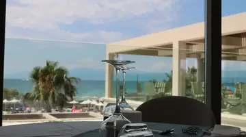 Almyros Beach Resort and Spa