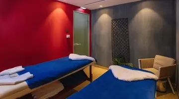 Almyros Beach Resort and Spa