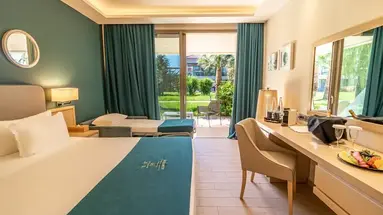 Almyros Beach Resort and Spa