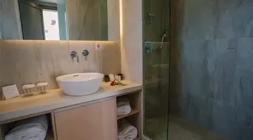 Almyros Beach Resort and Spa