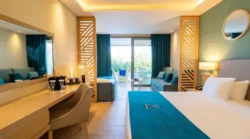 Almyros Beach Resort and Spa