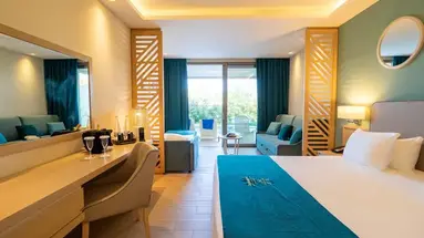 Almyros Beach Resort and Spa