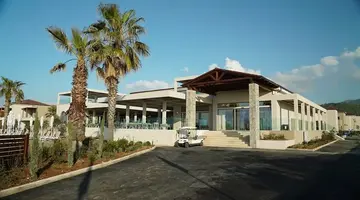 Almyros Beach Resort and Spa