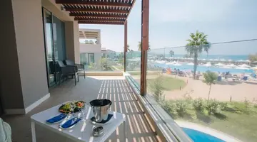Almyros Beach Resort and Spa