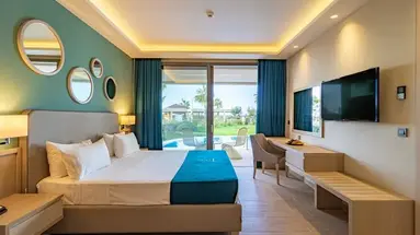 Almyros Beach Resort and Spa