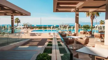 Almyros Beach Resort and Spa