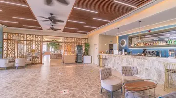 ALMYROS BEACH RESORT & SPA