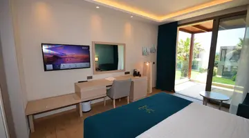 ALMYROS BEACH RESORT & SPA