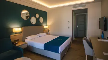 ALMYROS BEACH RESORT & SPA