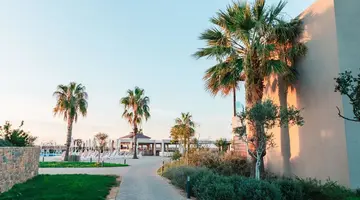 ALMYROS BEACH RESORT & SPA