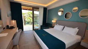 ALMYROS BEACH RESORT & SPA