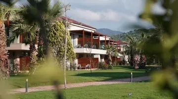 ALMYROS BEACH RESORT & SPA