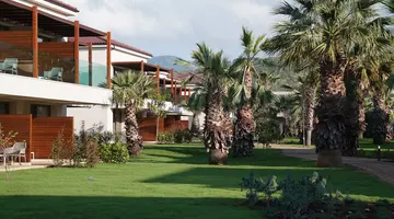 ALMYROS BEACH RESORT & SPA