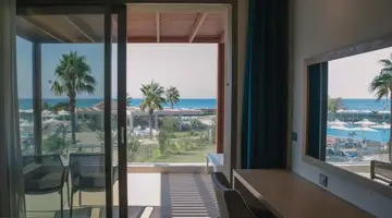 Almyros Beach