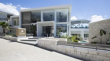 ALOE Boutique Hotel and Suites