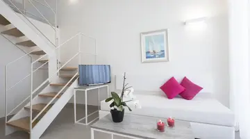 ALOE Boutique Hotel and Suites