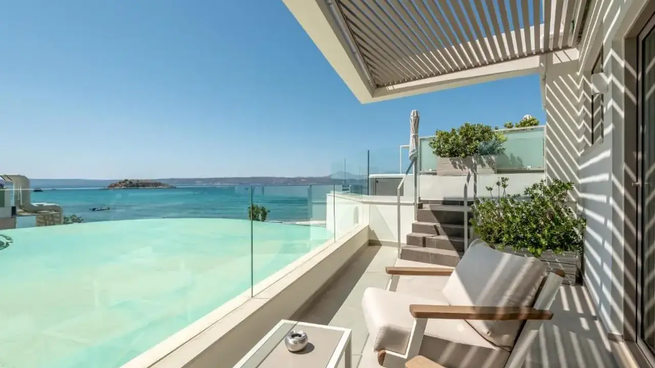 Aloe Boutique Hotel & Suites - adults on