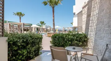 Aloe Boutique Hotel & Suites - adults on
