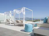 ALOE BOUTIQUE & SUITES Adults only 16+