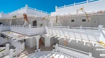 Aloe Hotel