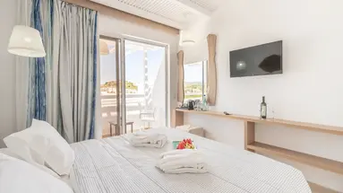 ALOE HOTEL