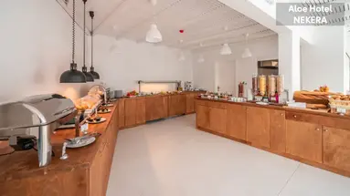 Aloe Hotel