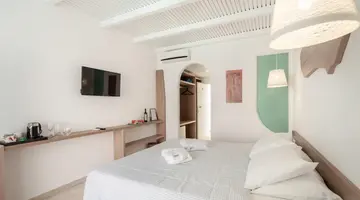 Aloe Hotel
