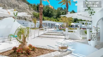 Aloe Hotel