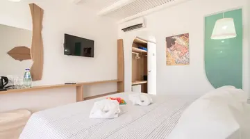 ALOE HOTEL