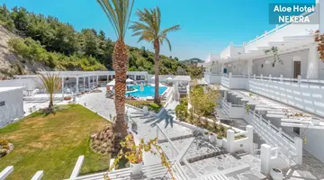 Aloe Hotel