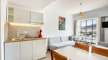 Alos Suites -ex Possirama Bay