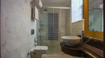 ALP PASA HOTEL