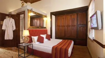 ALP PASA HOTEL