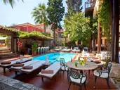 Alp Pasa Hotel