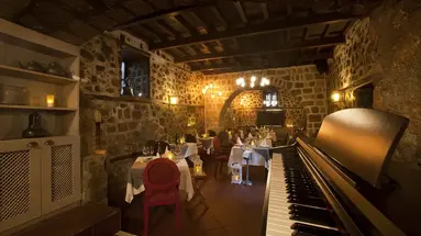 ALP PASA HOTEL