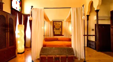 ALP PASA HOTEL