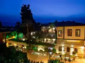 ALP PASA HOTEL