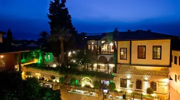 ALP PASA HOTEL