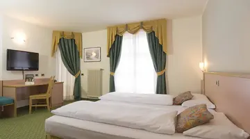 AlpHoliday