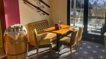 Alpina Lodge Hotel