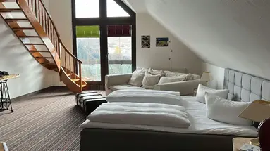 Alpina Lodge Hotel
