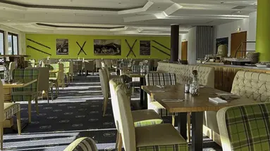 Alpina Lodge Hotel
