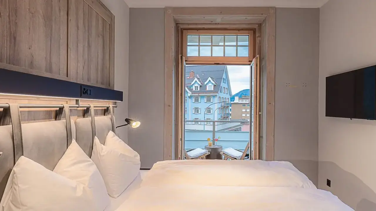 ALPINE INN Davos