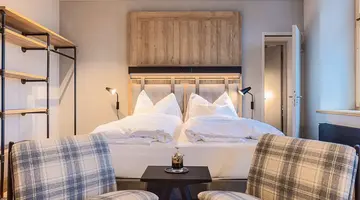 ALPINE INN Davos