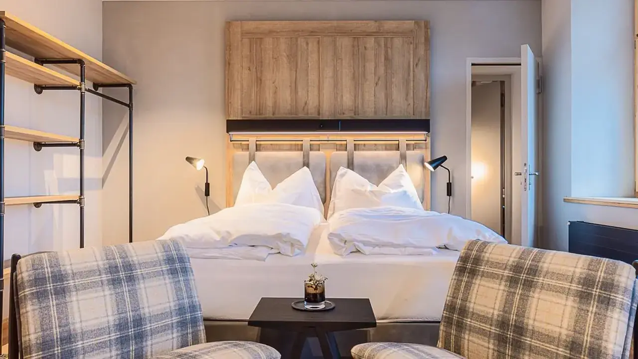ALPINE INN Davos