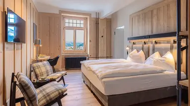 ALPINE INN Davos