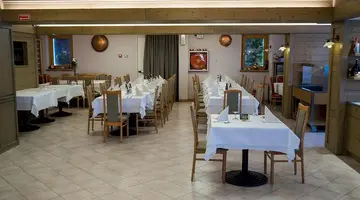 Alps Hotel Wellness Oriental